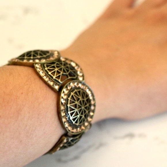 Rhinestone Detail Bracelet - Picture 4 of 5